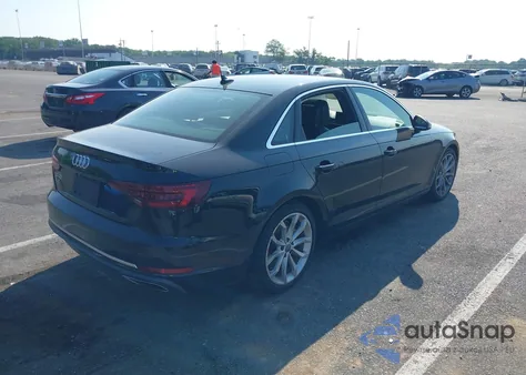 2019 Audi A4 40 Premium/40 Titanium Premium z USA, uszkodzony, nr VIN WAUGMAF47KA081530